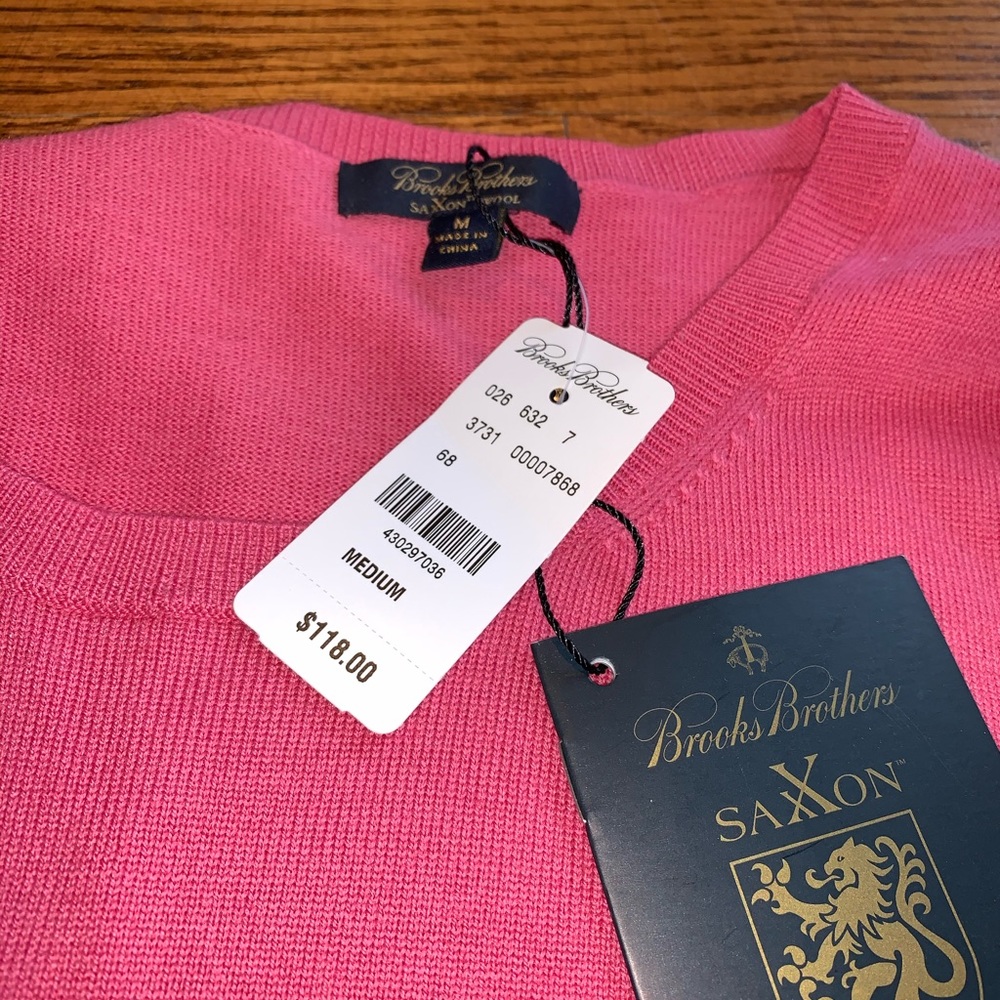 Brooks Brothers pink tank